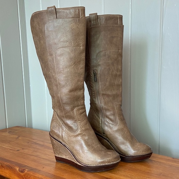 FRYE Paige Wedge Tall Leather Riding Boots EUC - Picture 2 of 15